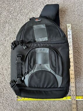 Lowepro Black SlingShot 200 AW Sling Camera Bag - Compact Single-Shoulder Carry